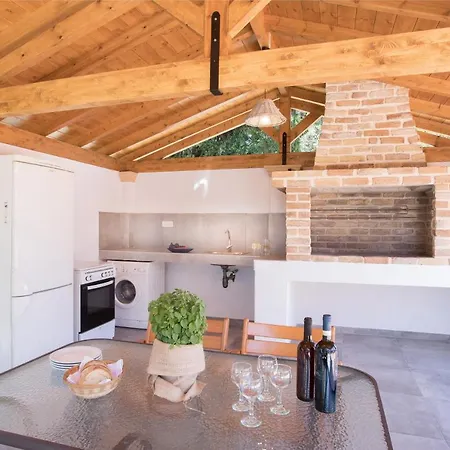Olive Tree House Holiday home Evropouloi